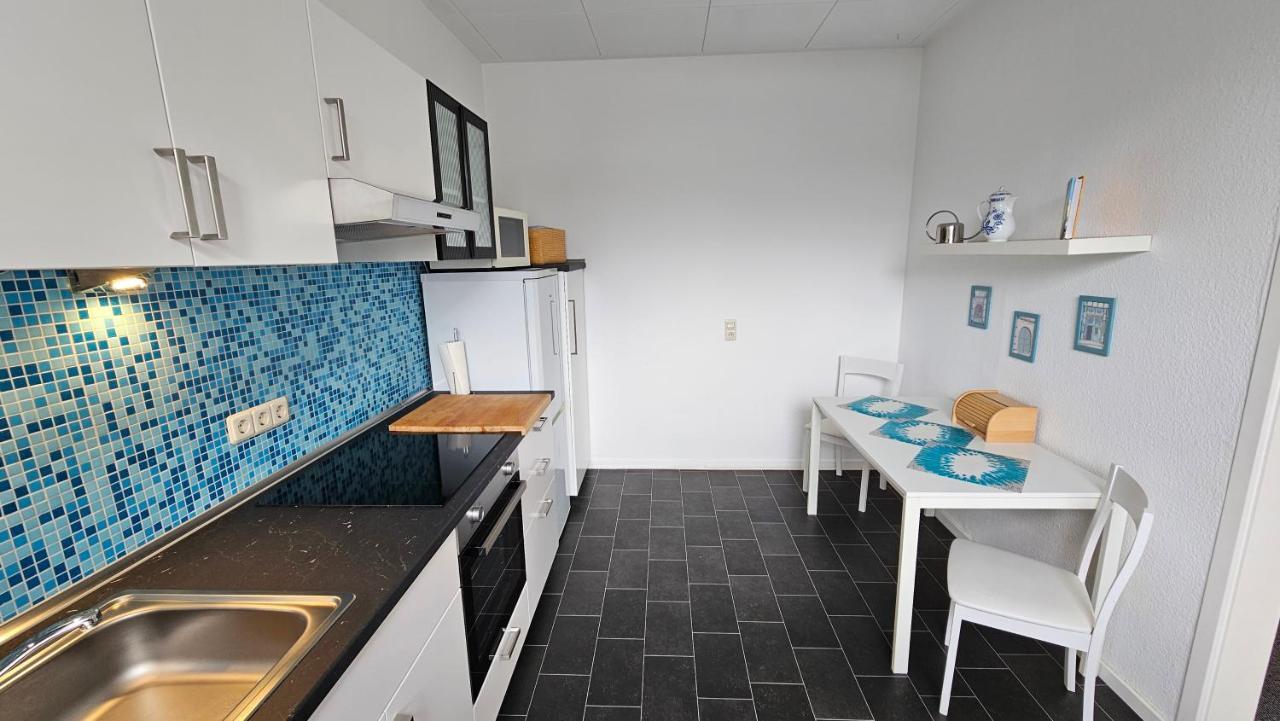Appartement Vanille, Ferienwohnung Mit Eigenem Eingang, Wie Ein Kleines Haus Bad Salzuflen Luaran gambar