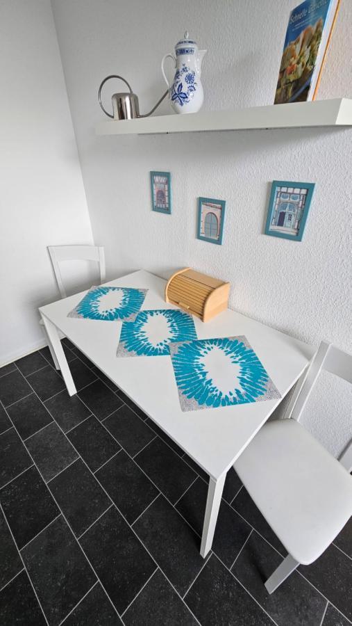 Appartement Vanille, Ferienwohnung Mit Eigenem Eingang, Wie Ein Kleines Haus Bad Salzuflen Luaran gambar
